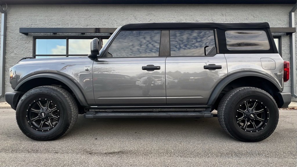 Used 2023 Ford Bronco Big Bend image 4