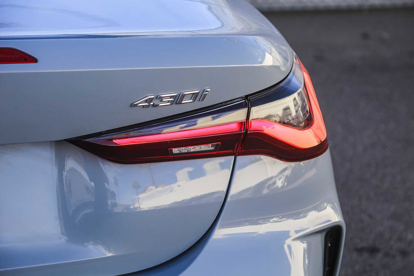 Certified 2023 BMW 430i Convertible w/ M Sport Package image 7