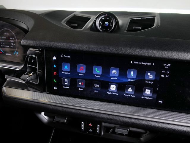 Certified 2026 Porsche Cayenne Coupe AWD/4WD image 17