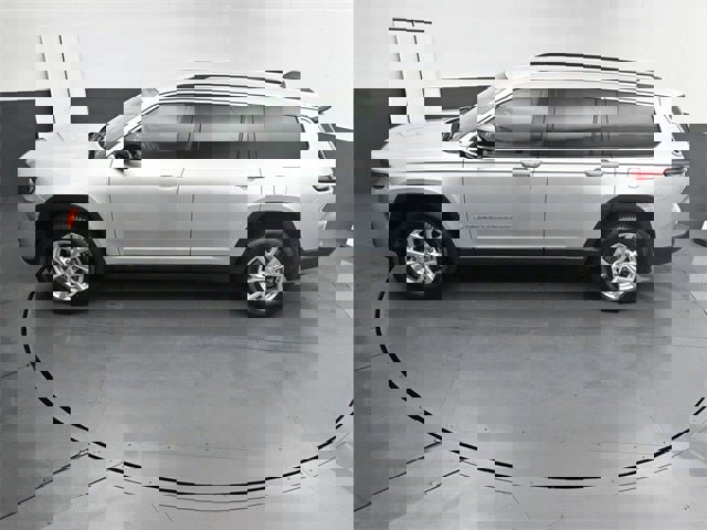 Used 2023 Jeep Grand Cherokee L Limited image 28