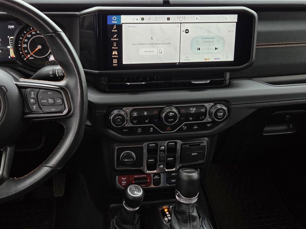 Used 2024 Jeep Gladiator Mojave w/ Safety Group AWD/4WD image 27