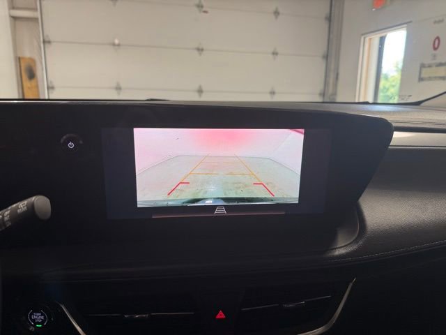 Certified 2024 Buick Encore GX Sport Touring image 16