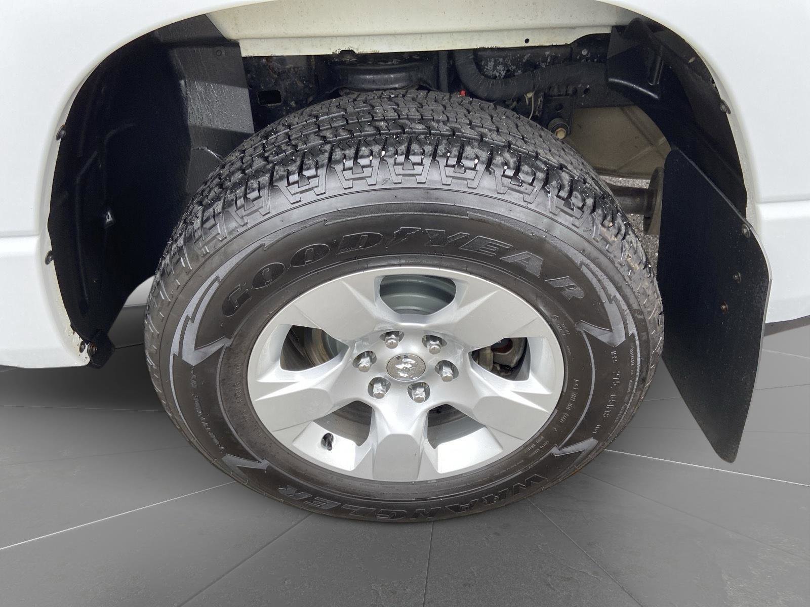 Used 2022 RAM 1500 Big Horn AWD/4WD image 11