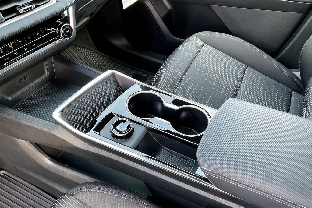 New 2026 Chevrolet Equinox LT w/ Safety and Technology Package image 8