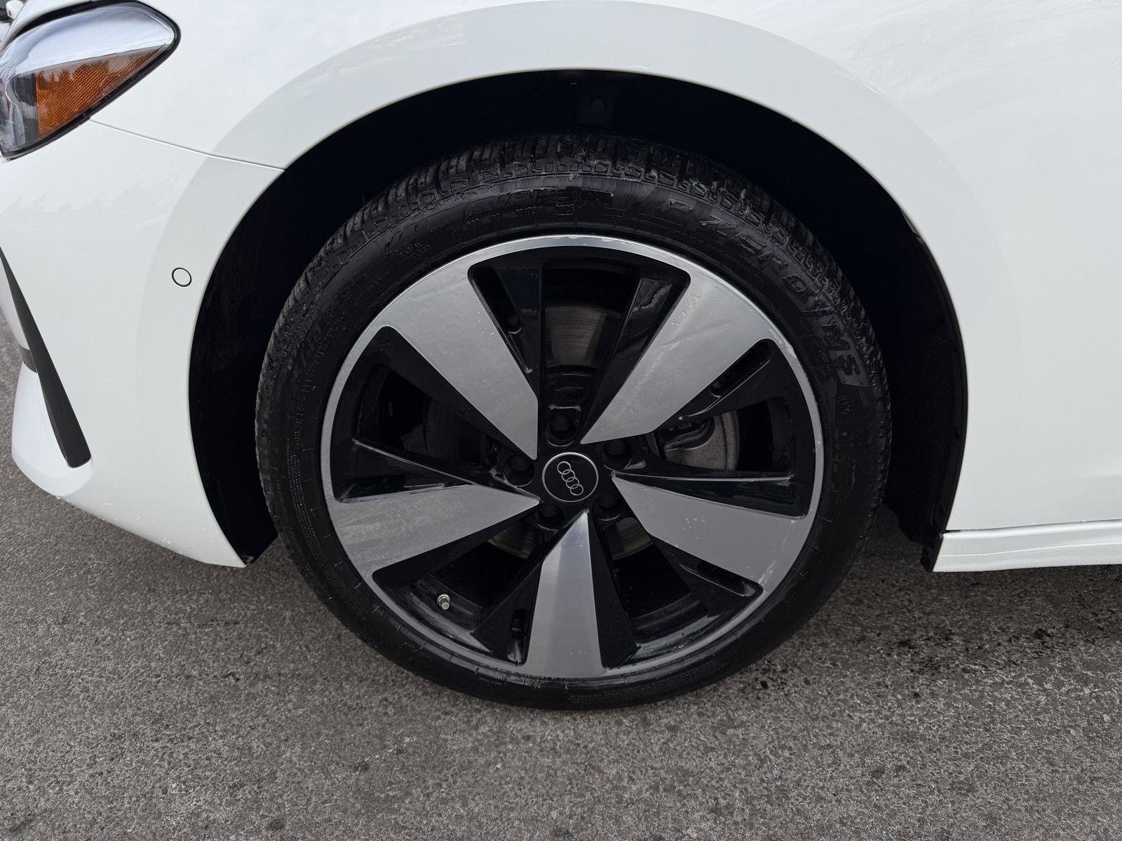 Used 2025 Audi A5 2.0T Premium w/ Convenience Package image 7