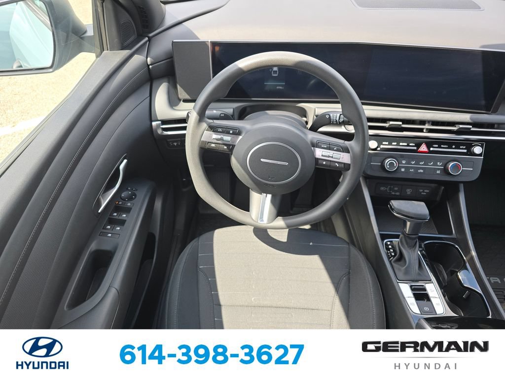Certified 2026 Hyundai Santa Cruz SE FWD image 17