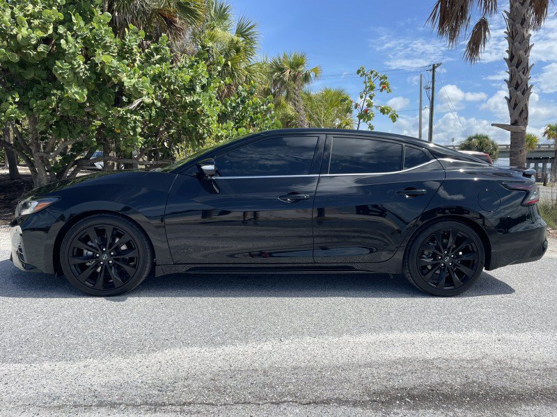 Used 2023 Nissan Maxima SR w/ Sport Mat Group FWD image 3