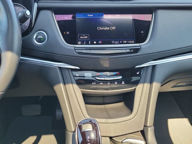 Certified 2025 Cadillac XT6 Luxury AWD/4WD image 20