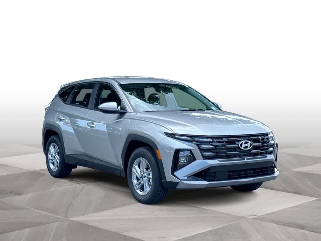 New 2026 Hyundai Tucson SE FWD image 2