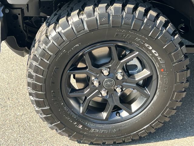 New 2025 Jeep Gladiator Sport image 16