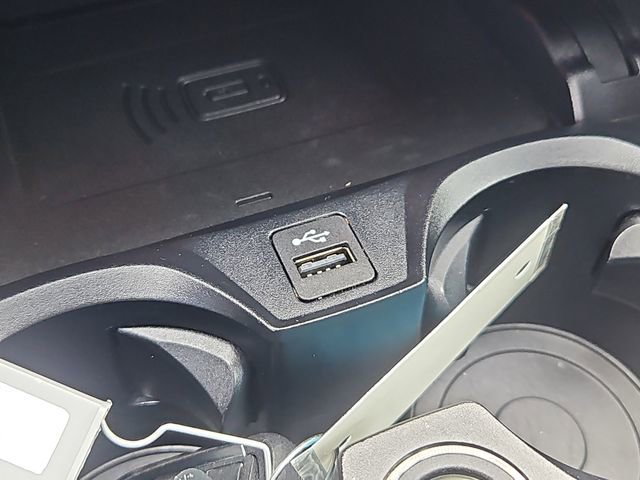 Used 2022 BMW 330i xDrive Sedan w/ Driving Assistance Package image 19