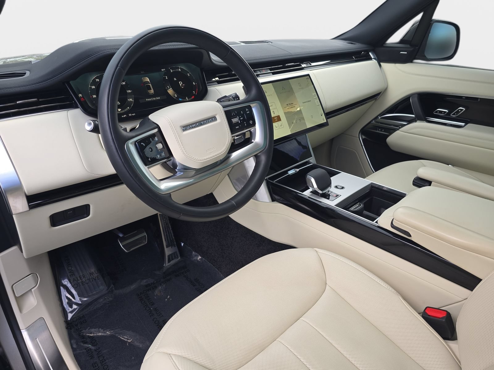 Used 2025 Land Rover Range Rover SE AWD/4WD image 22