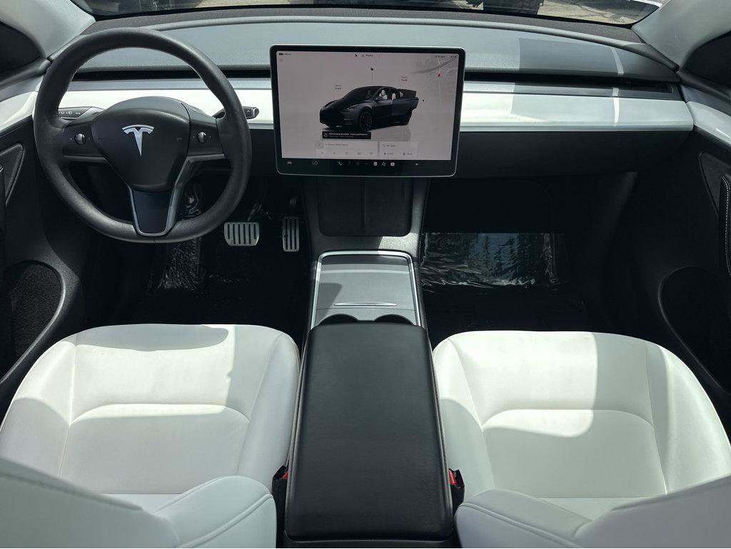 Used 2024 Tesla Model Y Performance AWD/4WD image 4