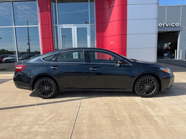 Used 2016 Toyota Avalon Touring FWD image 3