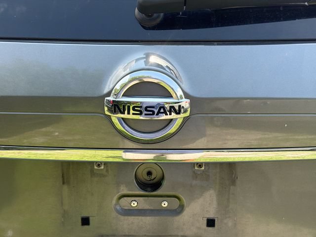 Used 2019 Nissan Rogue SV w/ Premium Package FWD image 11