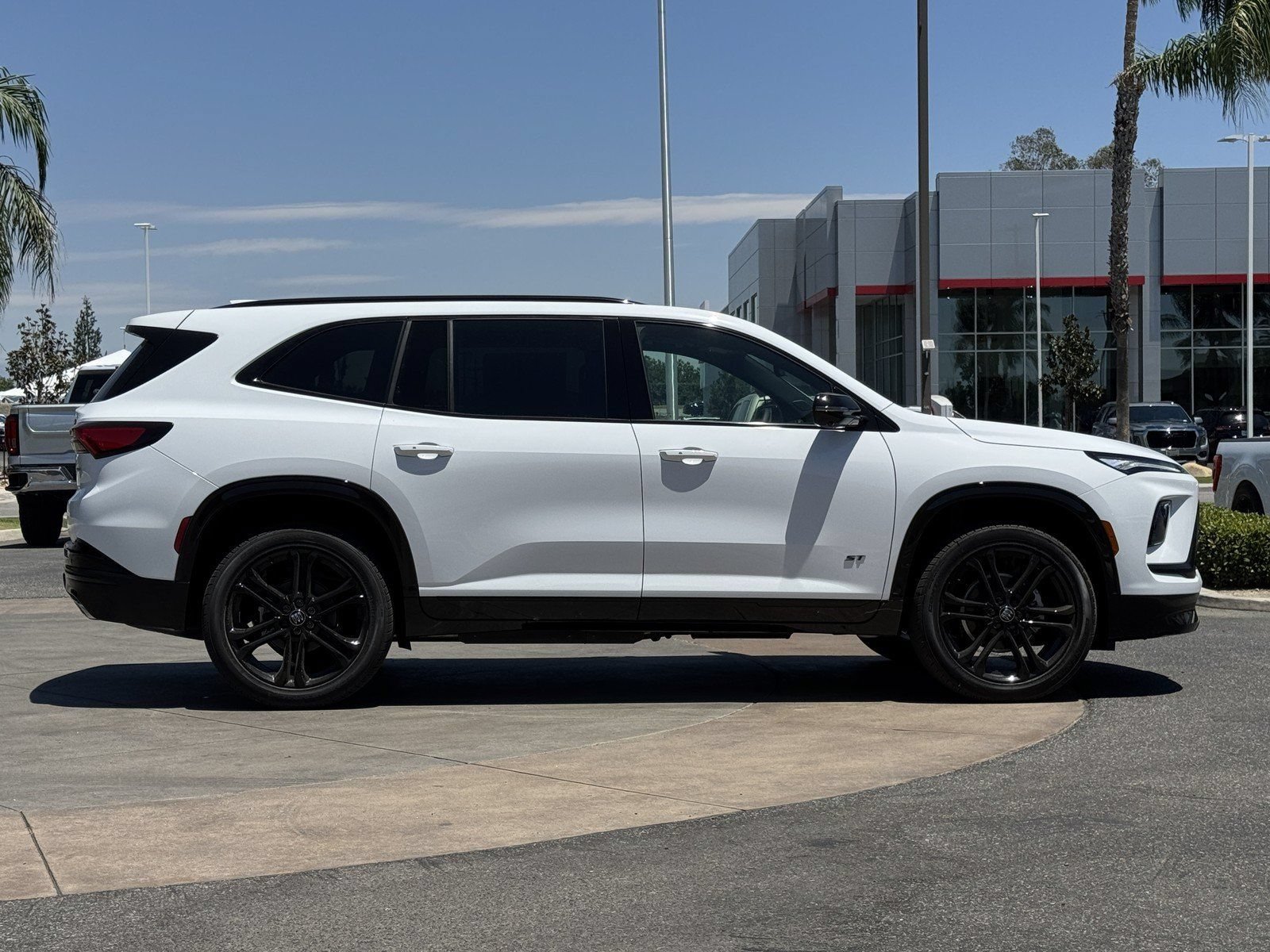 New 2026 Buick Enclave Sport Touring w/ Power Package FWD image 27
