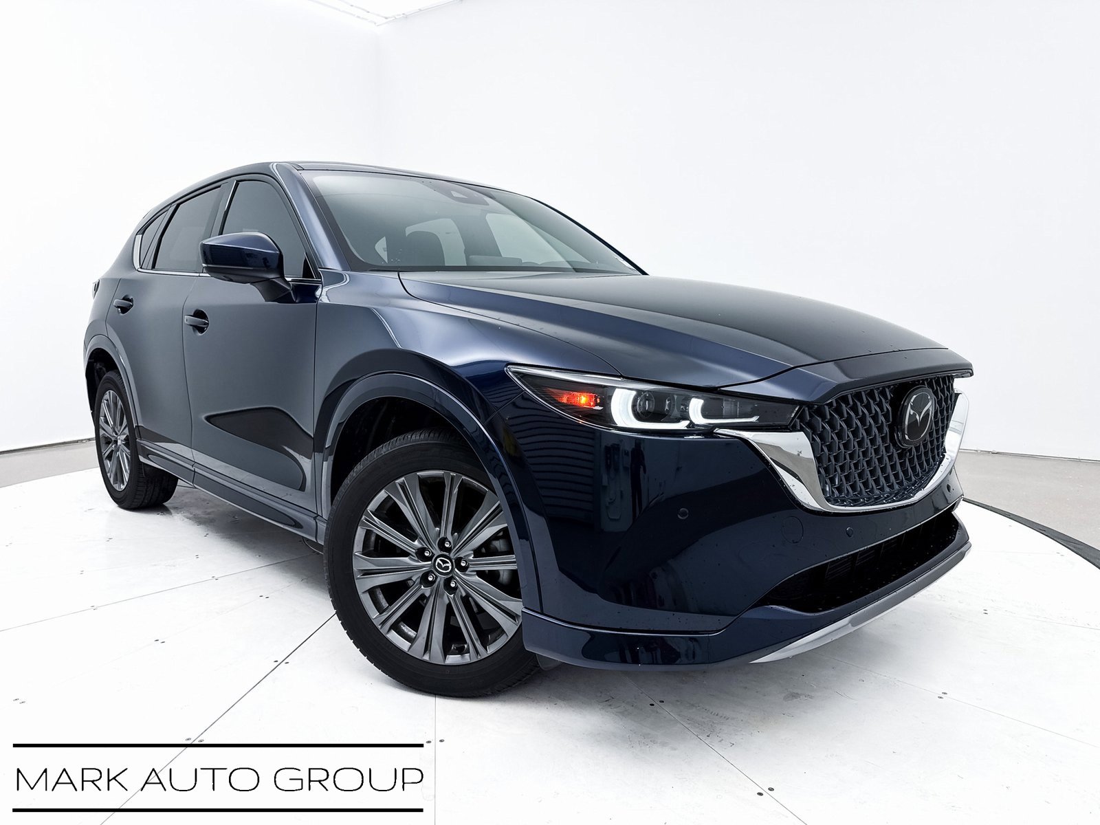 Certified 2025 MAZDA CX-5 Signature image 1