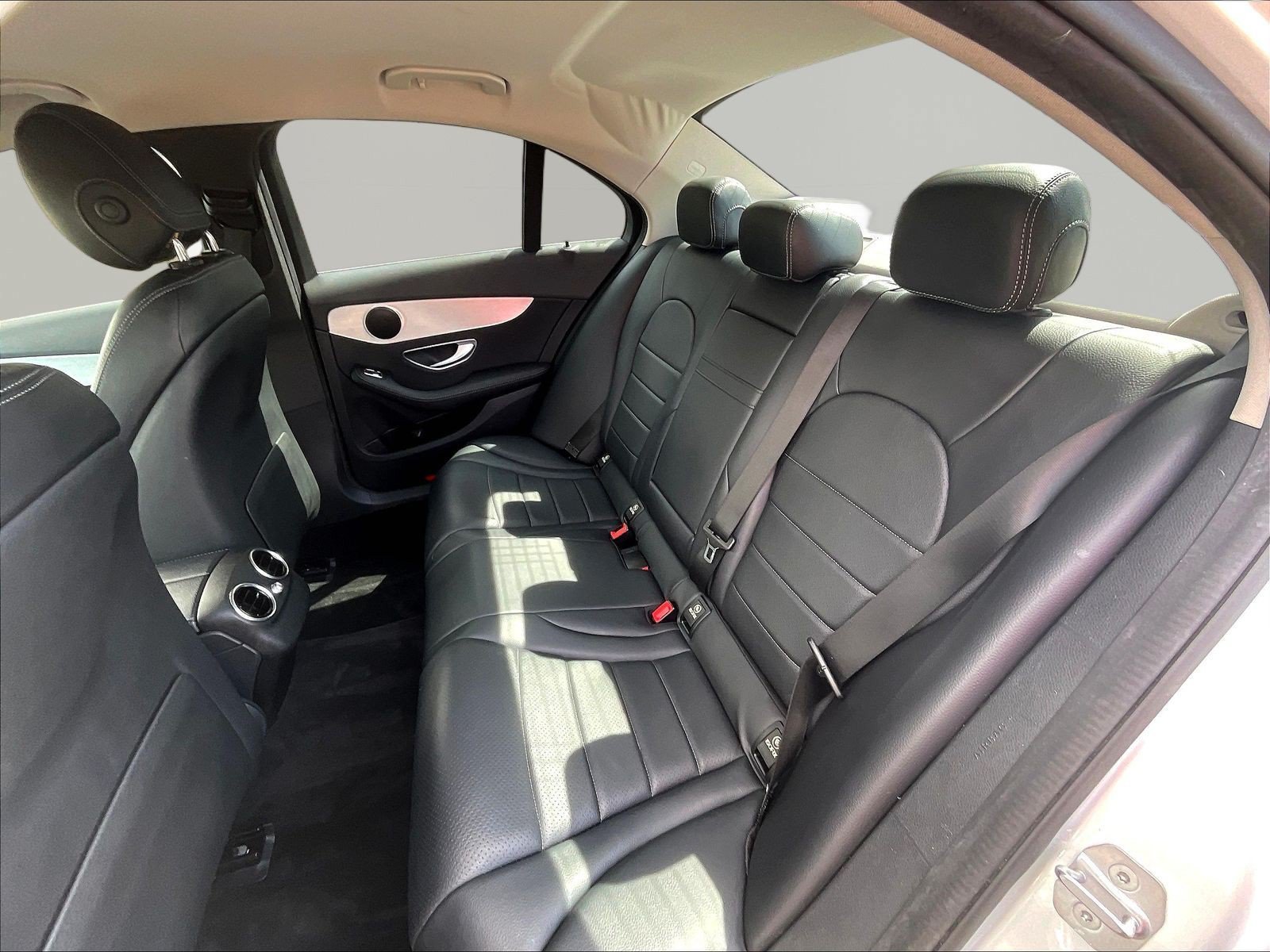 Used 2016 Mercedes-Benz C 300 Sedan image 22