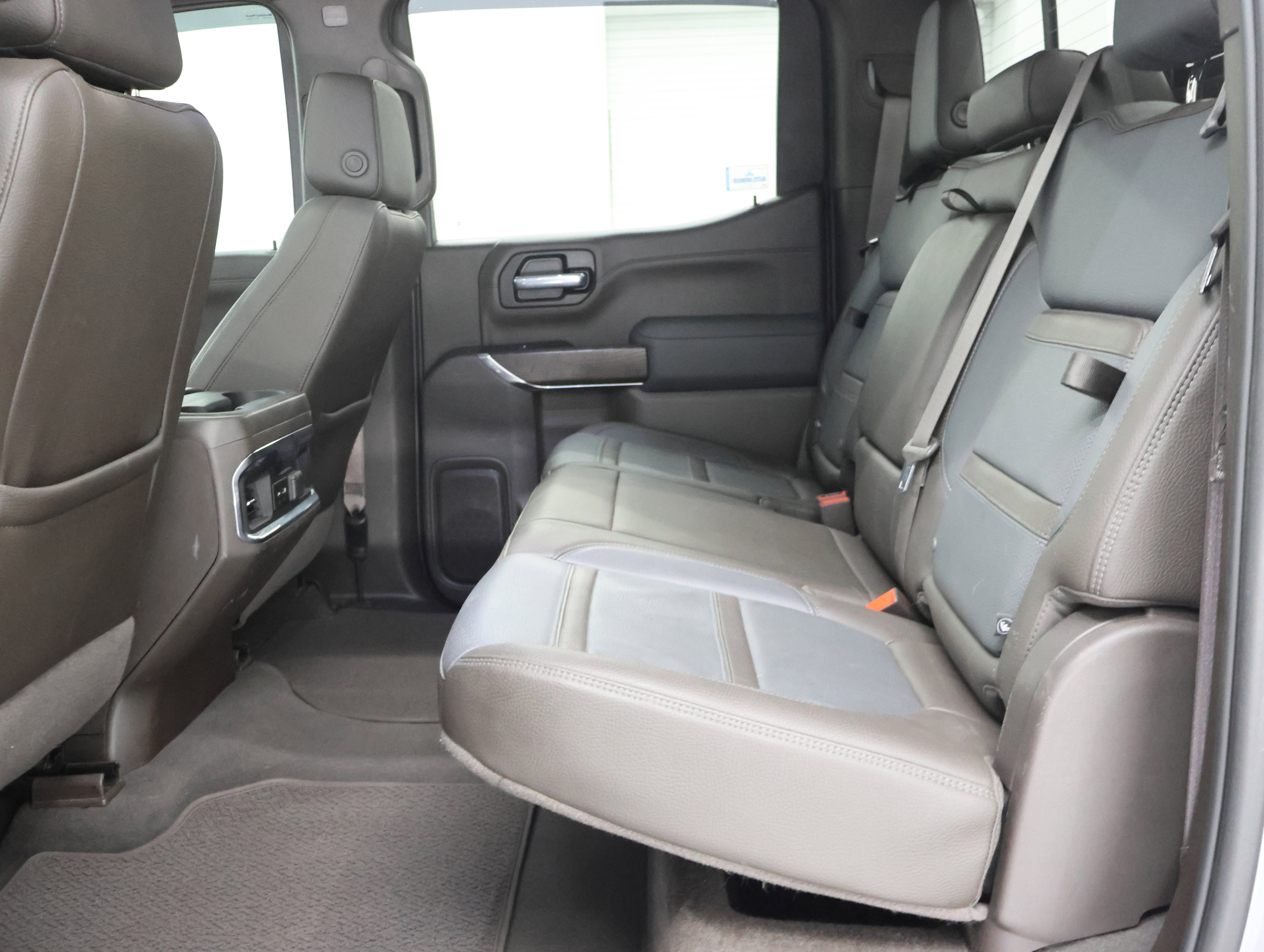 Used 2021 GMC Sierra 1500 Denali w/ Driver Alert Package II AWD/4WD image 9