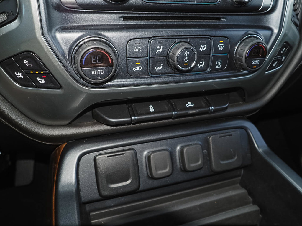 Used 2018 Chevrolet Silverado 1500 LTZ w/ Sport Package AWD/4WD image 12