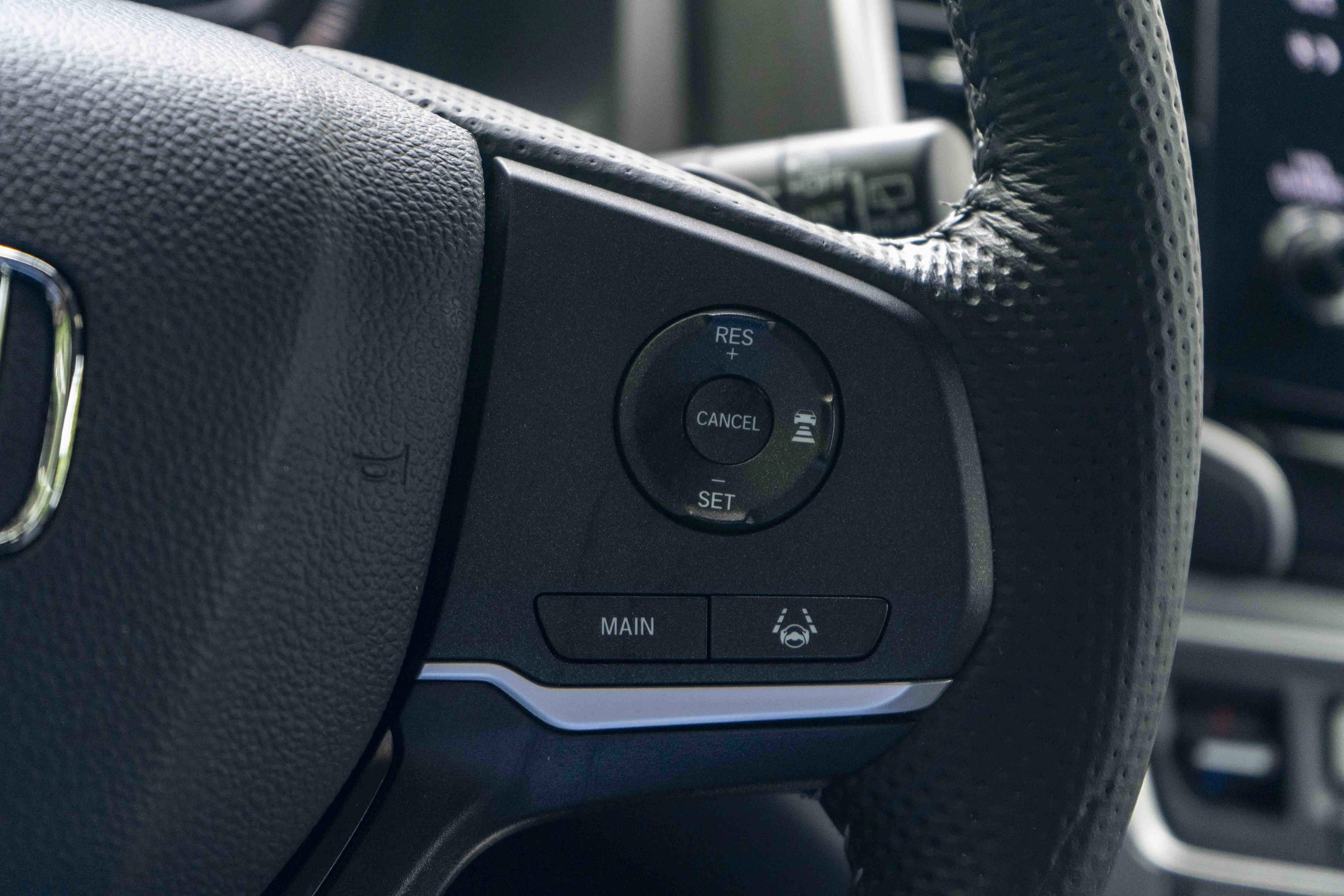 Used 2025 Honda Passport EX-L image 21