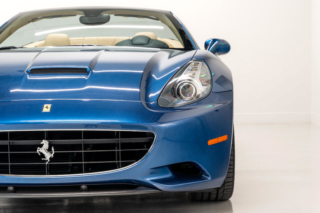 Used 2010 Ferrari California image 27