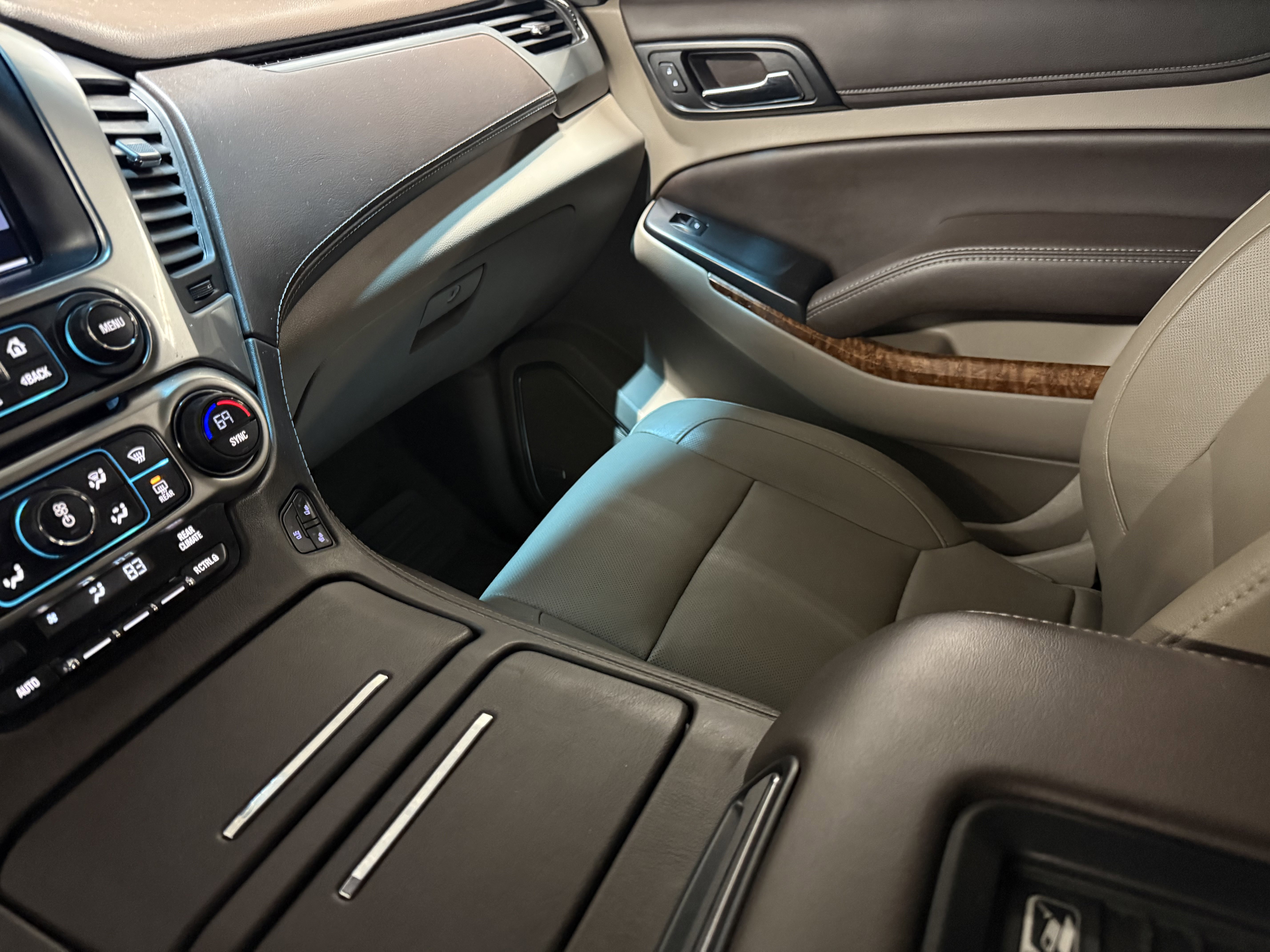 Used 2016 Chevrolet Tahoe LTZ w/ Max Trailering Package image 11