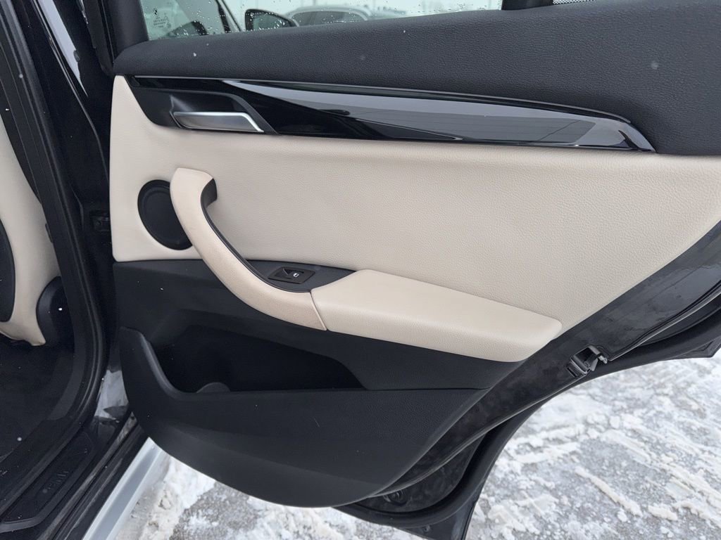 Used 2019 BMW X1 xDrive28i w/ Convenience Package image 15