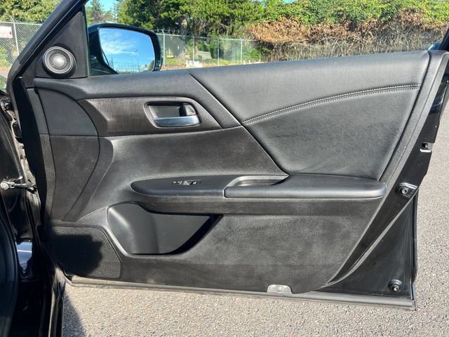 Used 2015 Honda Accord EX-L image 30