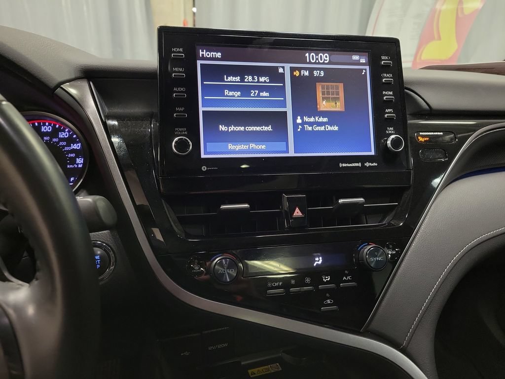 Used 2023 Toyota Camry XSE w/ Cold Weather Package FWD image 14