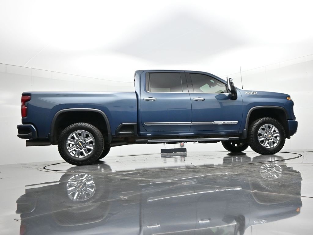 Used 2024 Chevrolet Silverado 3500 High Country w/ Z71 Off-Road Package AWD/4WD image 22