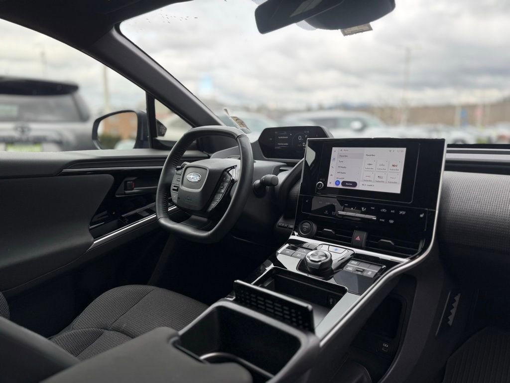 Used 2024 Subaru Solterra Premium image 20