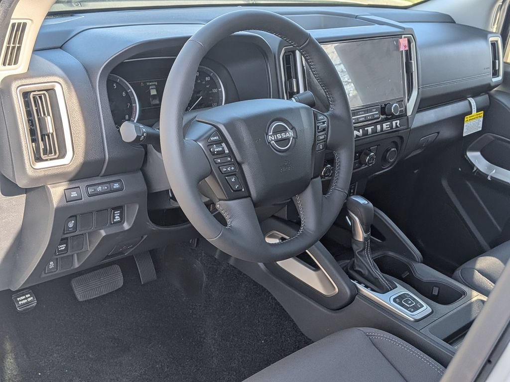 New 2026 Nissan Frontier SV w/ SV Convenience Package AWD/4WD image 11