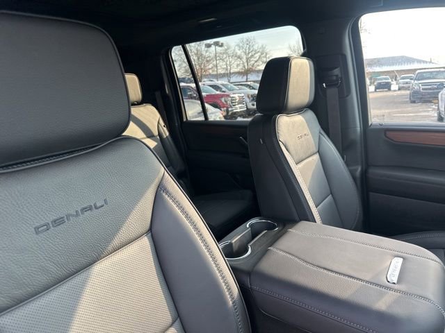 New 2026 GMC Yukon XL Denali w/ Sun & Power Step Package image 25