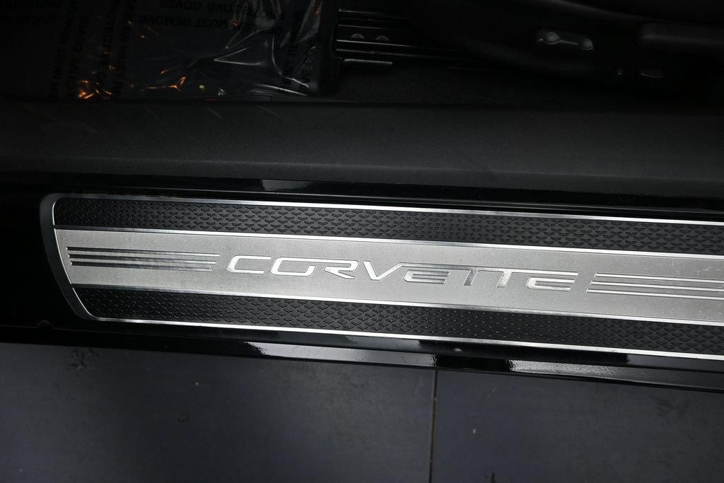 Used 2011 Chevrolet Corvette Convertible w/ Preferred Equipment Group RWD image 25