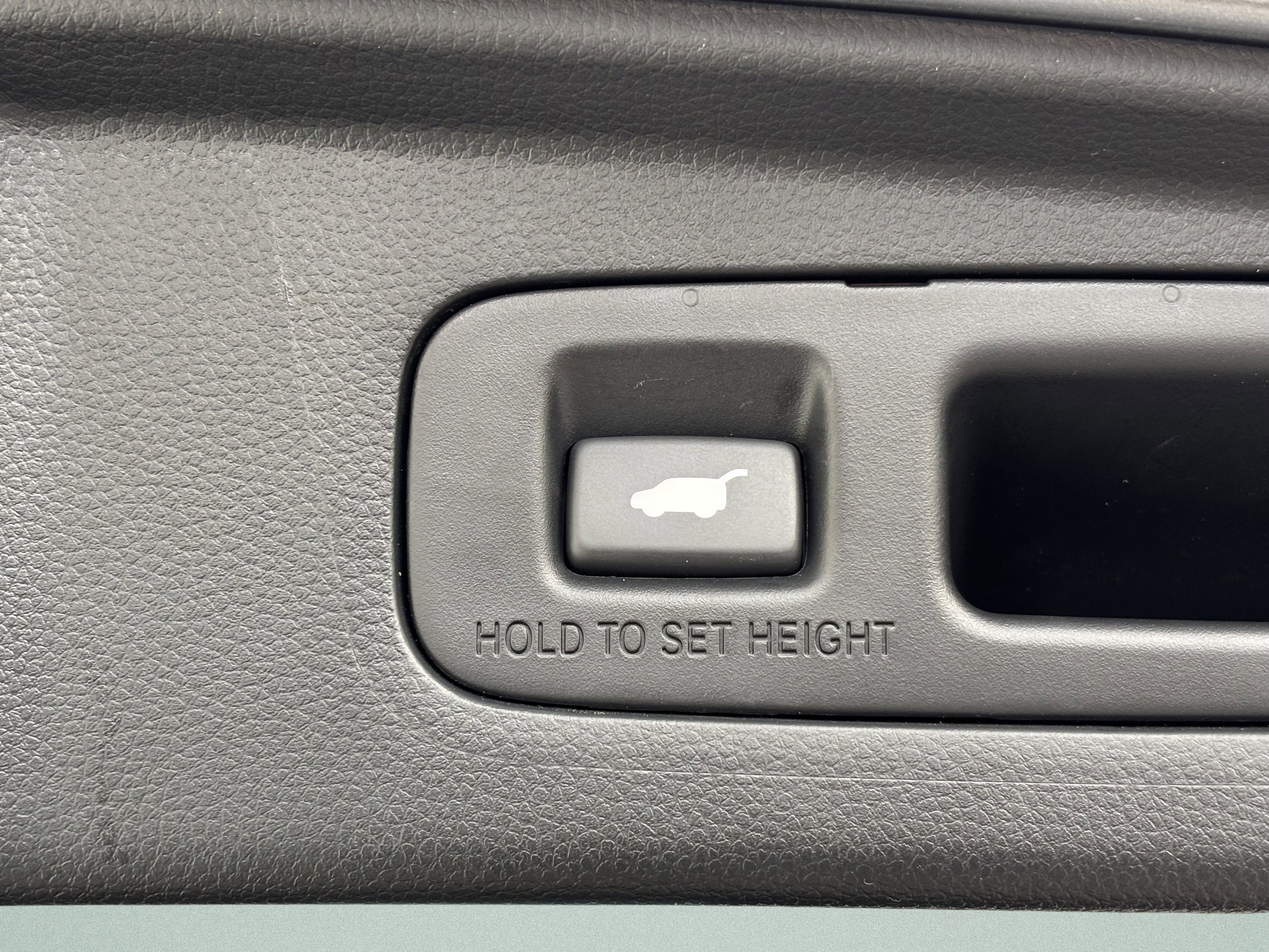 Certified 2025 Honda CR-V EX-L image 8