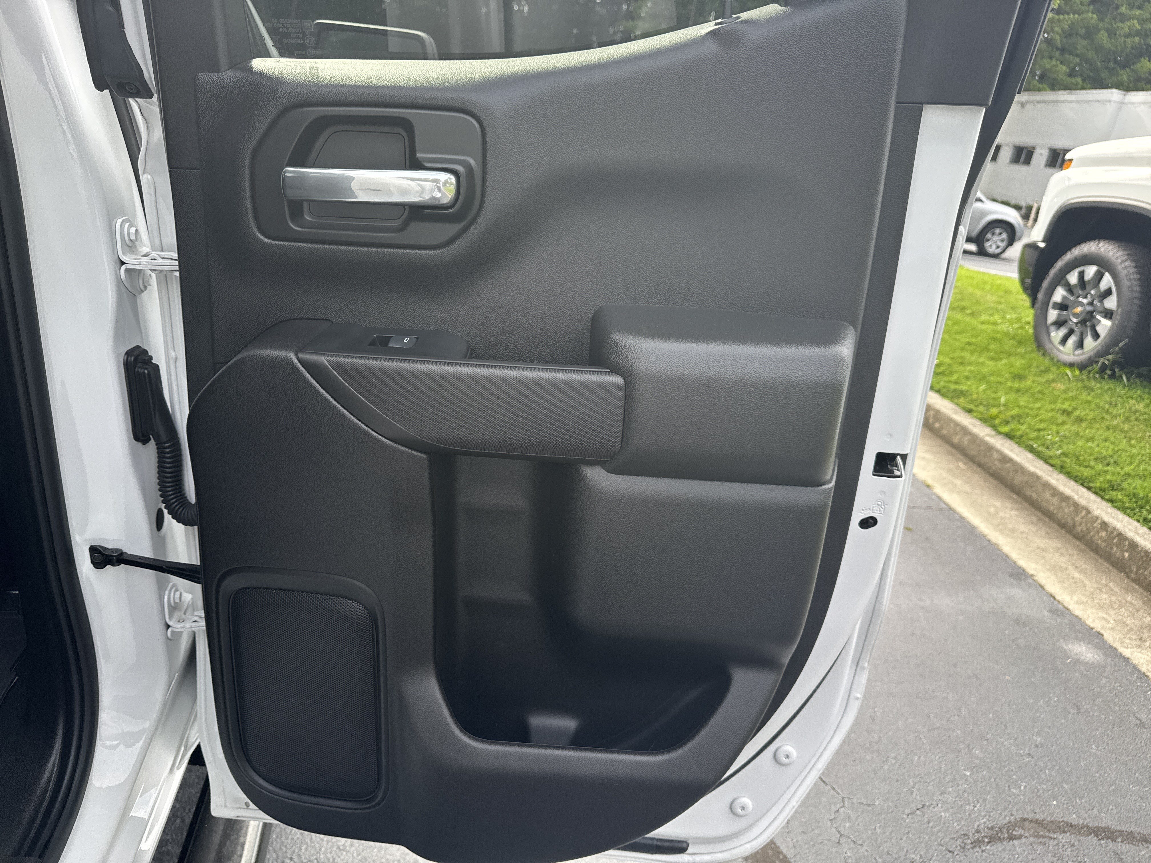 Certified 2024 Chevrolet Silverado 1500 Custom RWD image 16
