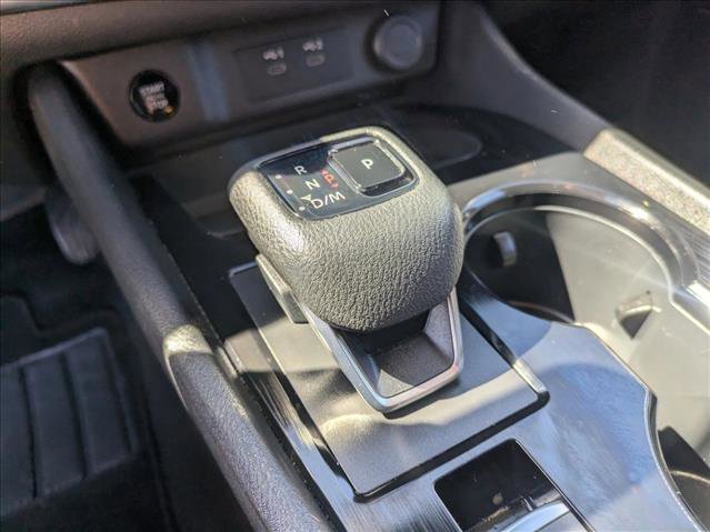 Used 2024 Nissan Rogue SV FWD image 11
