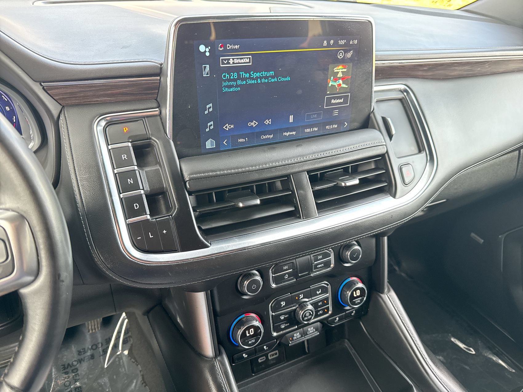Used 2024 Chevrolet Suburban LT AWD/4WD image 16