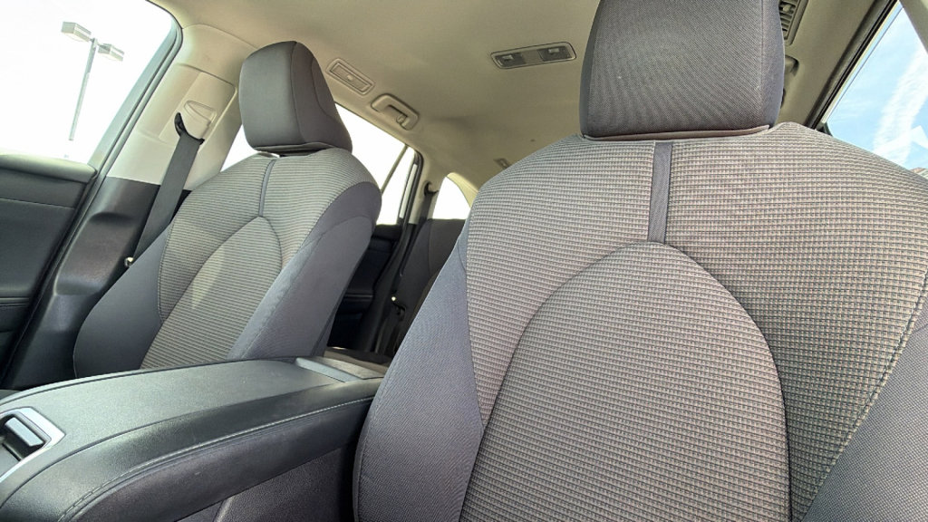 Used 2023 Toyota Highlander LE image 11