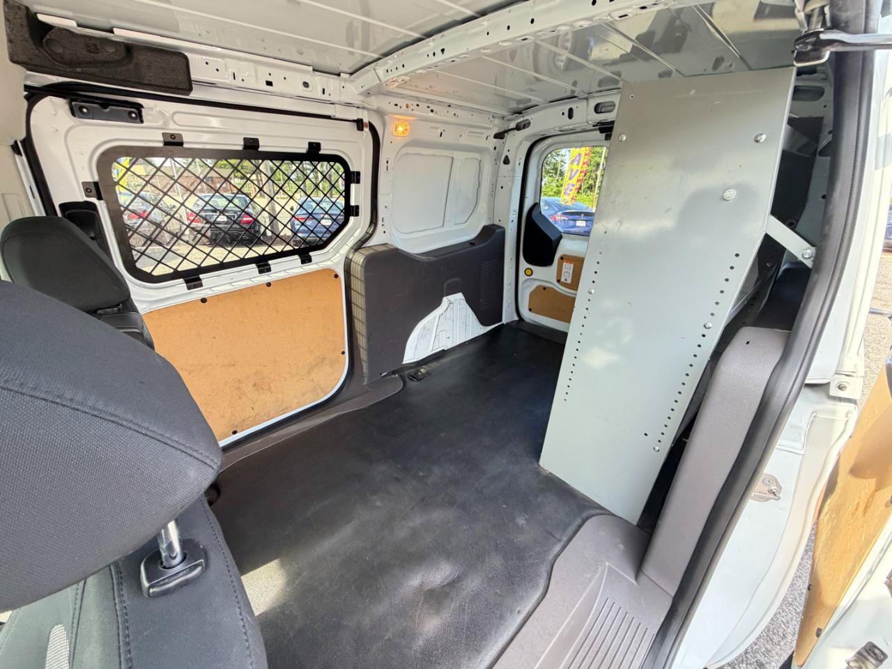 Used 2022 Ford Transit Connect XL FWD image 31
