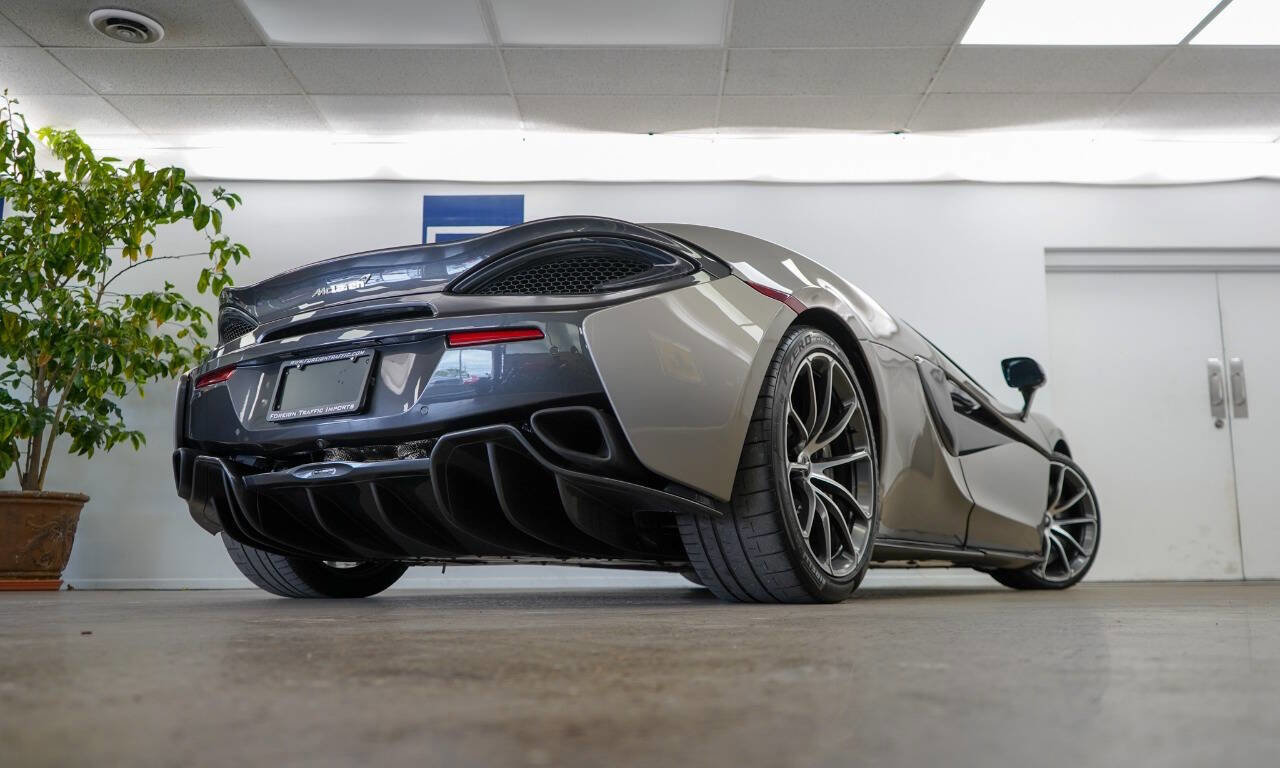 Used 2020 McLaren 570S Spider image 5