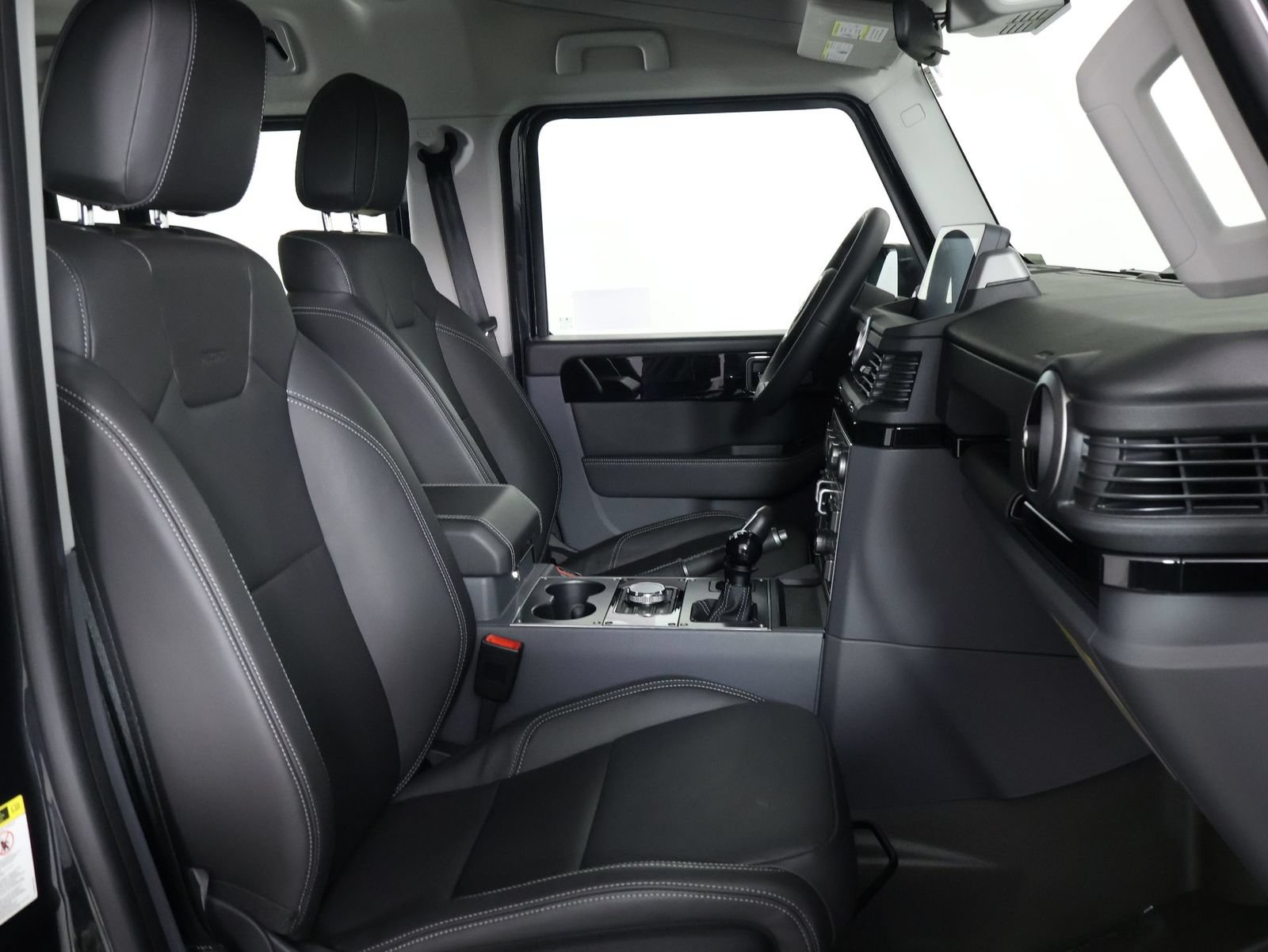 Used 2025 INEOS Grenadier Station Wagon AWD/4WD image 31