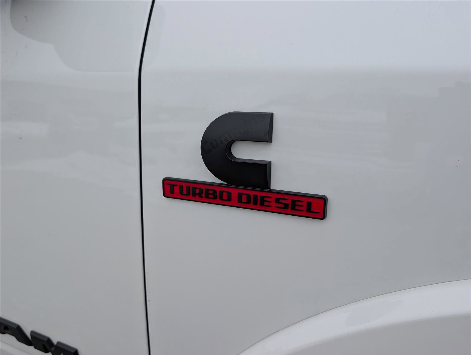 Used 2024 RAM 3500 Limited image 11