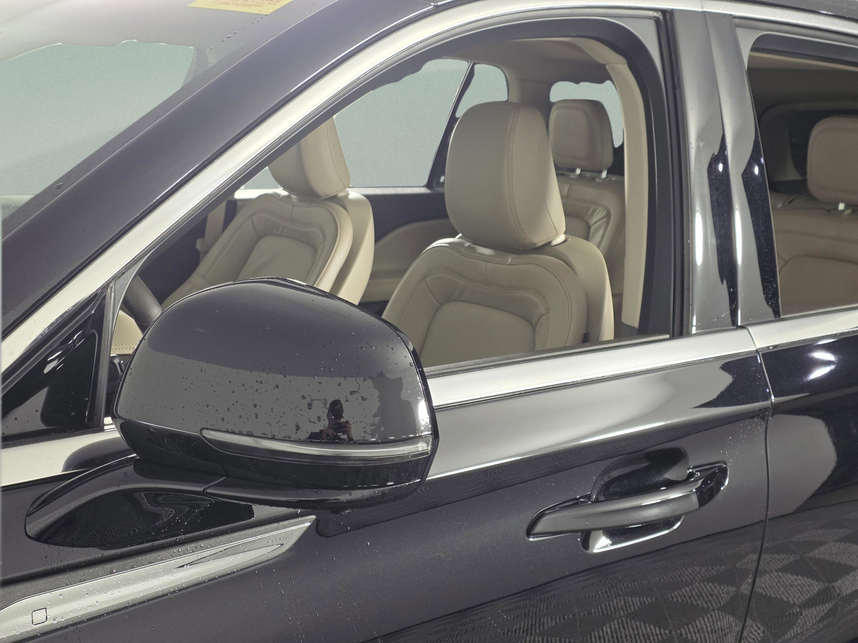 Used 2024 Lincoln Aviator Reserve w/ Elements Package Plus image 10