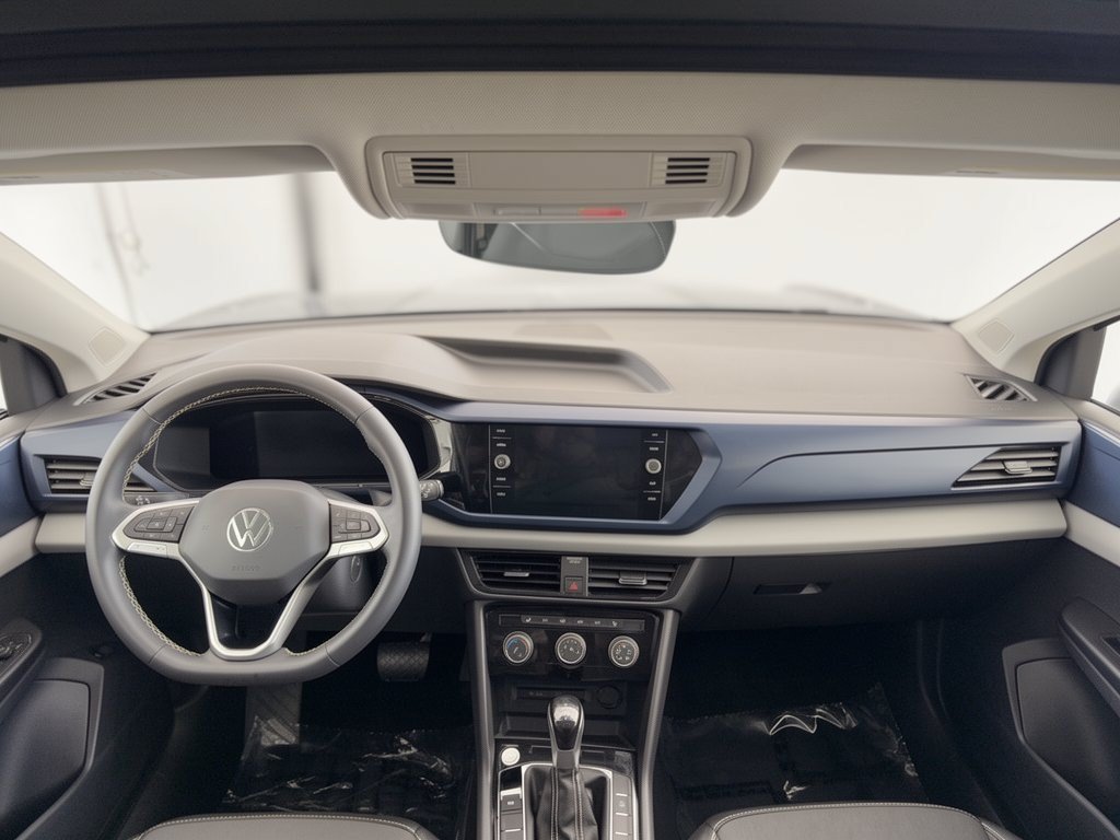 Used 2023 Volkswagen Taos SE w/ Panoramic Sunroof Package FWD image 17