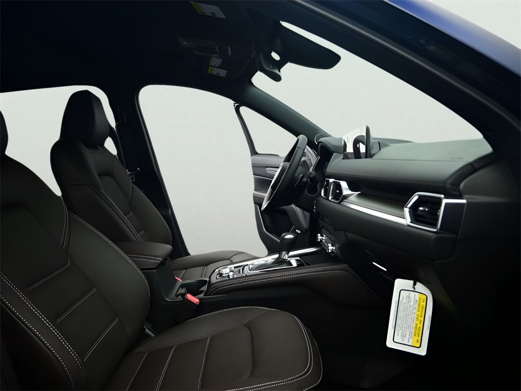 New 2025 MAZDA CX-5 Signature image 6
