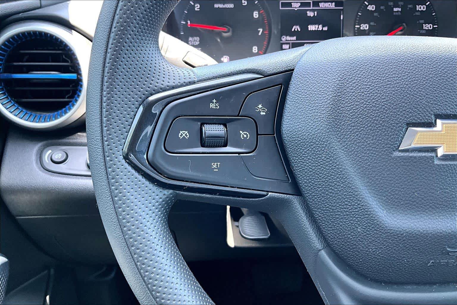 Used 2024 Chevrolet Trax LS w/ Driver Confidence Package FWD image 22