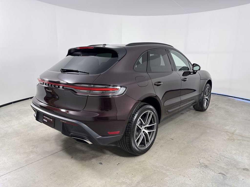 New 2026 Porsche Macan AWD/4WD image 7