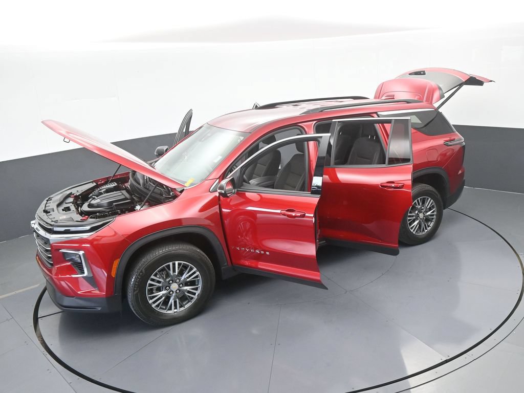 Used 2024 Chevrolet Traverse LT FWD image 68